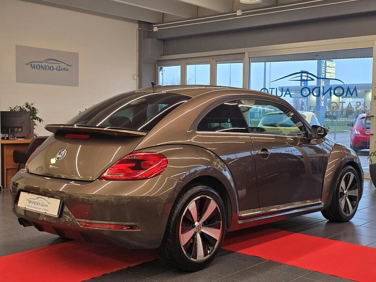 Vw Maggiolino 2.0 TDI DSG 140cv R-Line