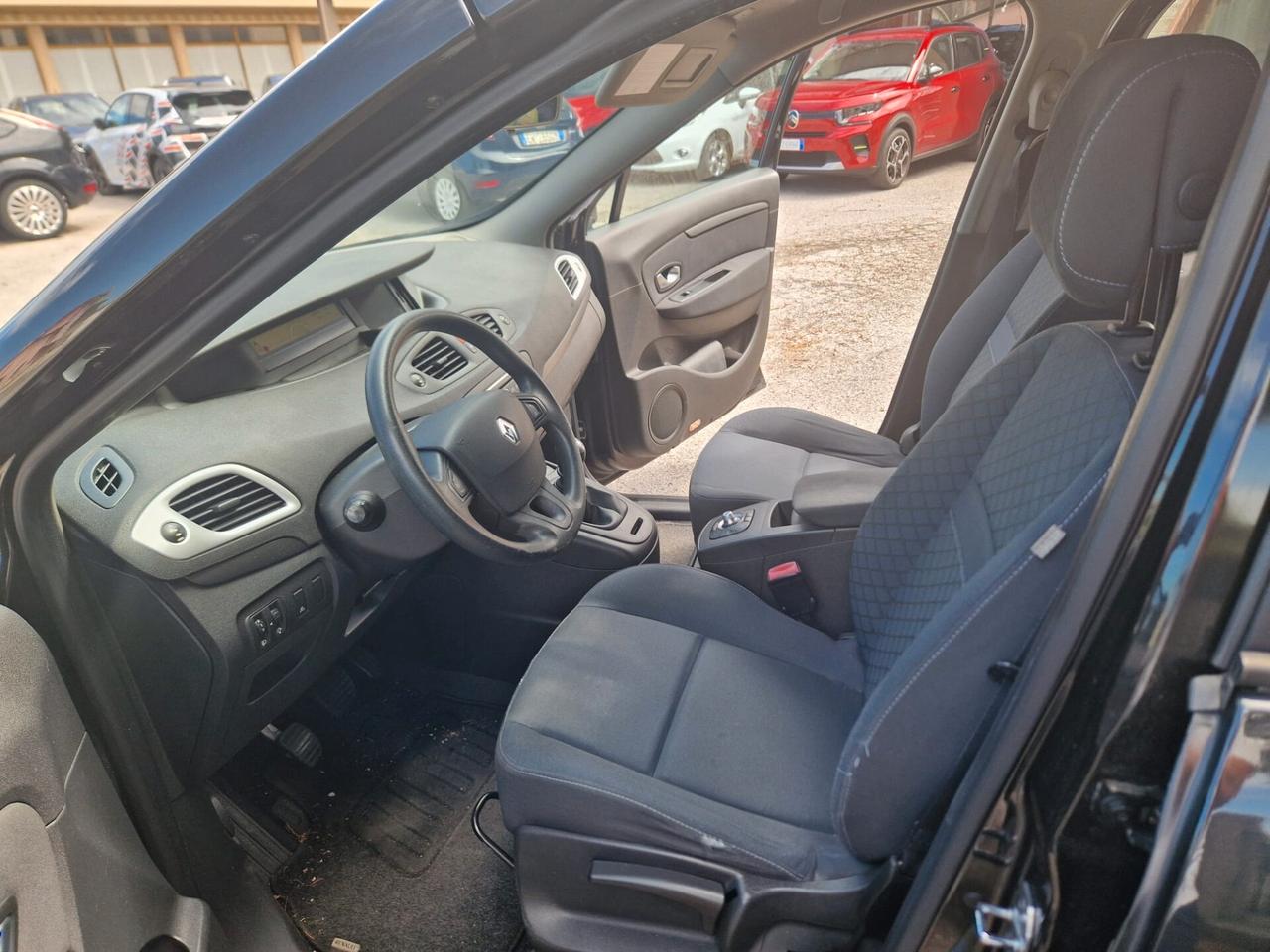 Renault Scenic Scénic X-Mod 1.5 dCi 110CV Dynamique