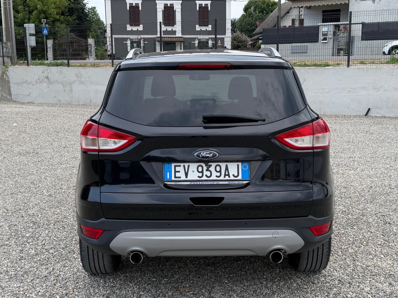 Ford Kuga 2.0 TDCI 140 CV 4WD Titanium