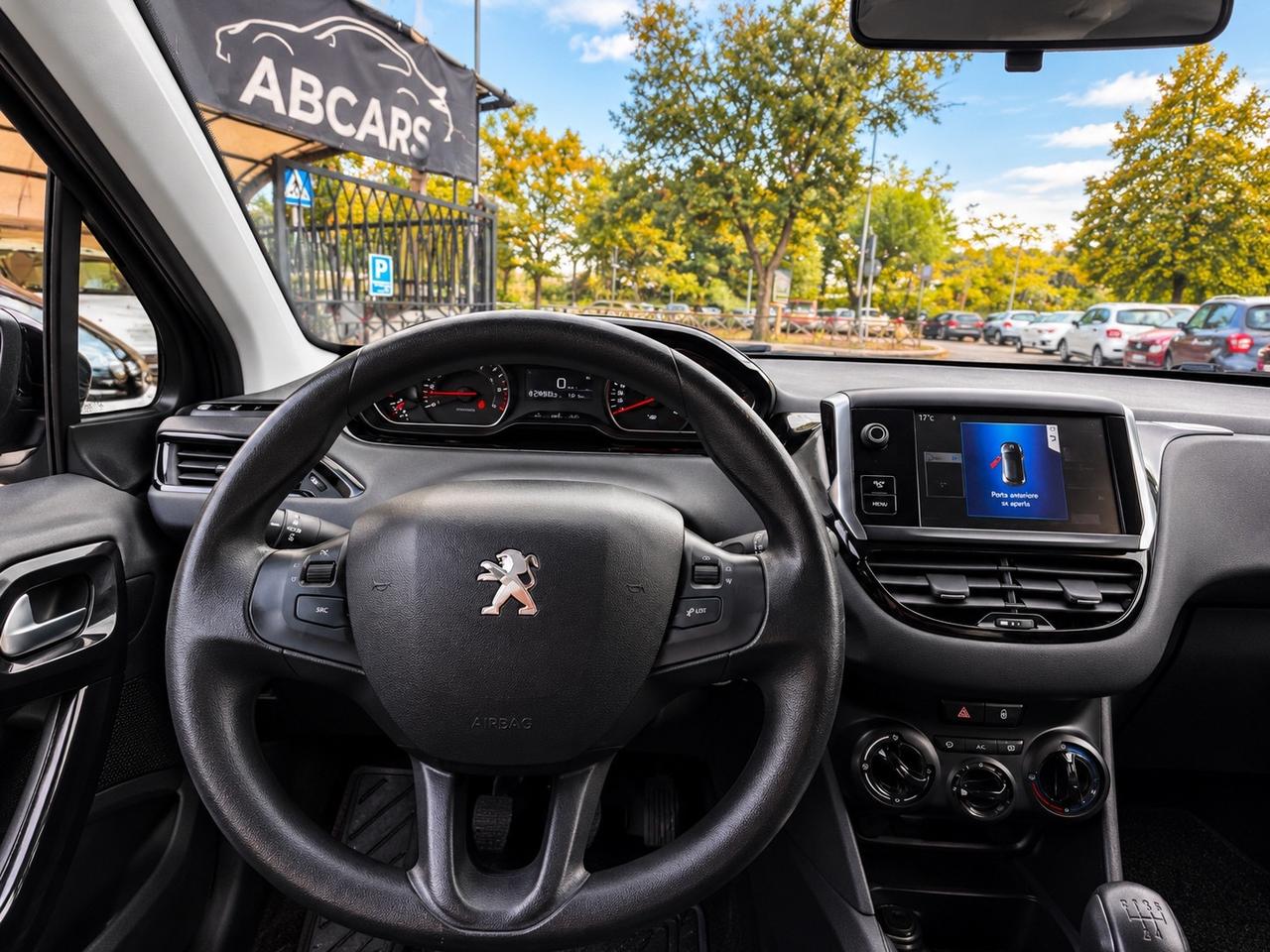 Peugeot 208 1.2 VTi 82 CV 5 porte Allure