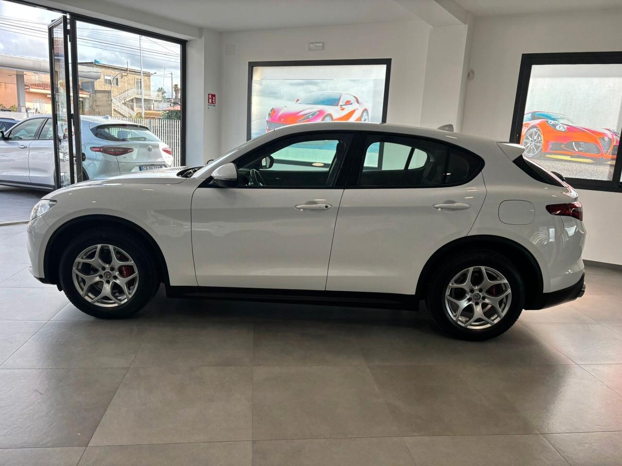 Alfa Romeo Stelvio 2.2 Turbodiesel 160 CV AT8 RWD Business