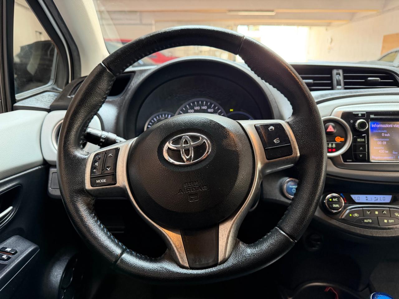 Toyota Yaris 1.5 Hybrid Neopatentati Euro 5