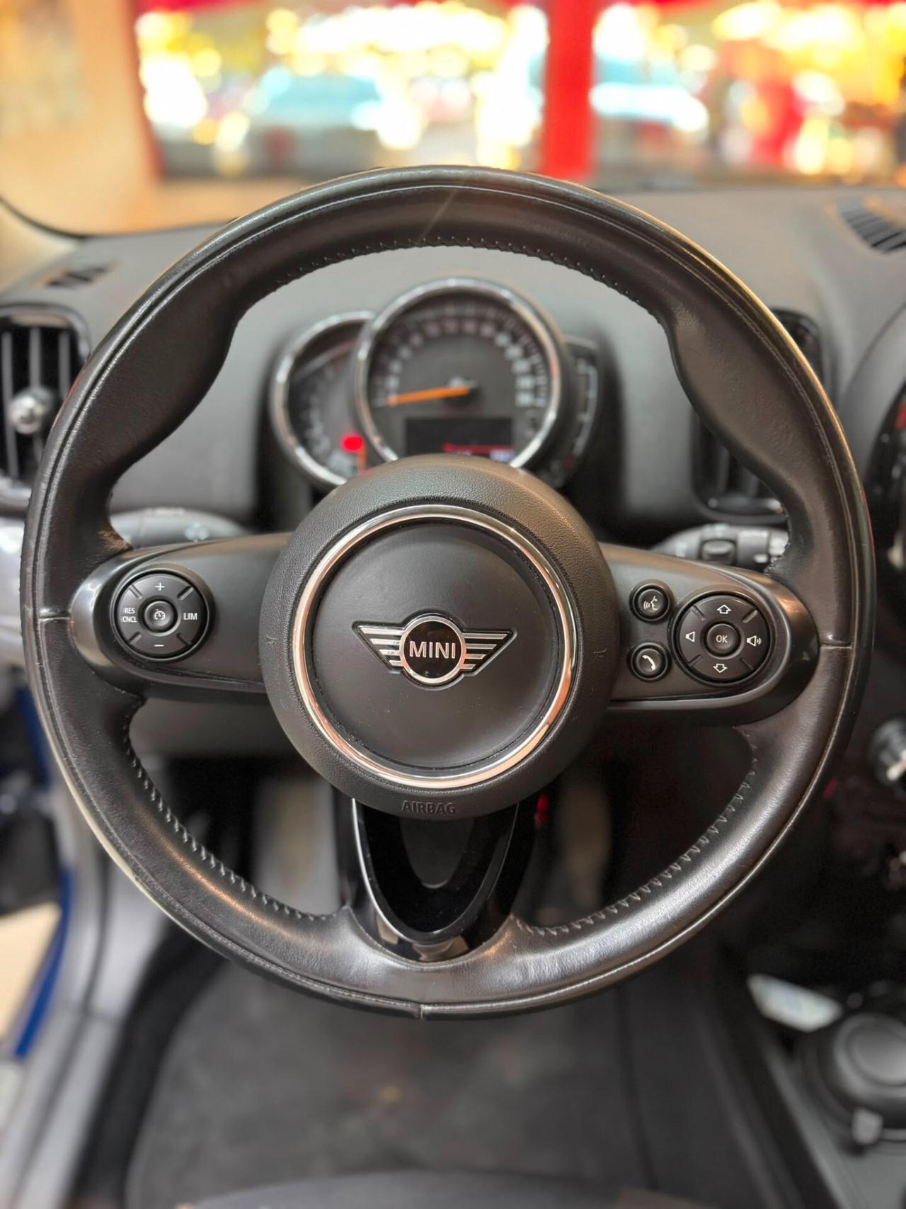 Mini One Countryman 1.5 Hype