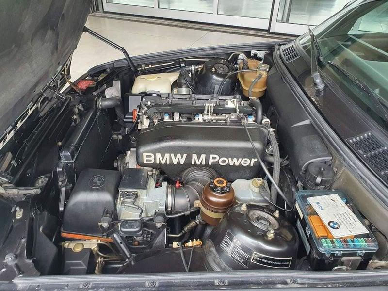 BMW Serie 3 (E30) M3