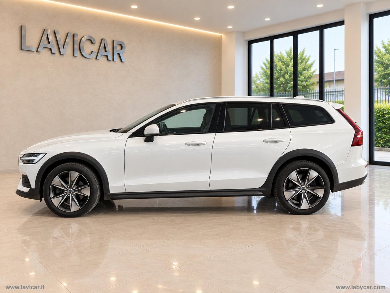 VOLVO V60 Cross Country D4 AWD Geartronic Pro