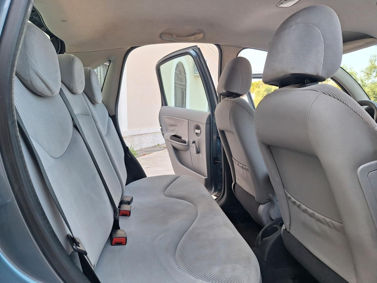 Citroen C3 1.1 Elegance 96000 km PERFETTA