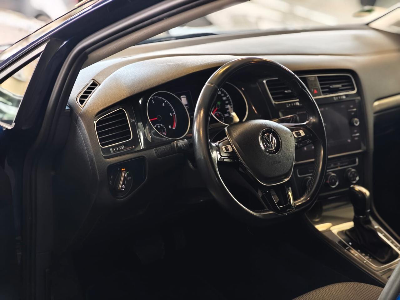 Volkswagen Golf 1.6 TDI 115CV DSG 5p. Business BlueMotion Technology