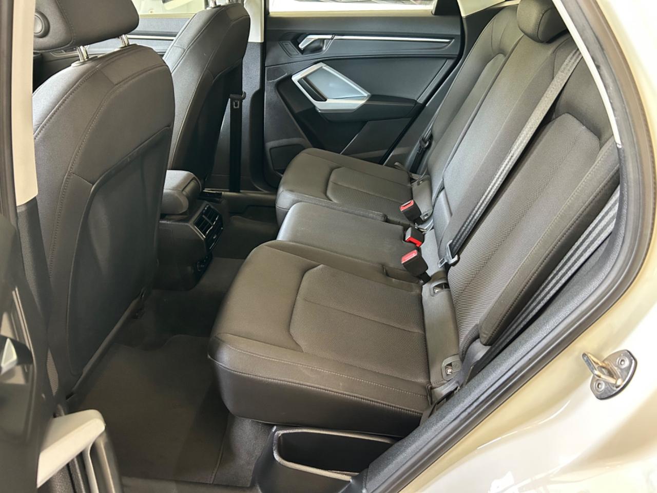 Audi Q3 Sportback 35 TDI S tronic Business Plus