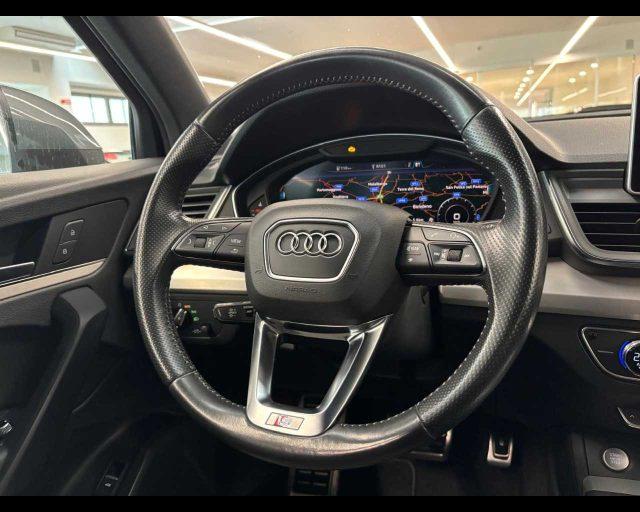 AUDI Q5 40 TDI quattro S tronic S line plus