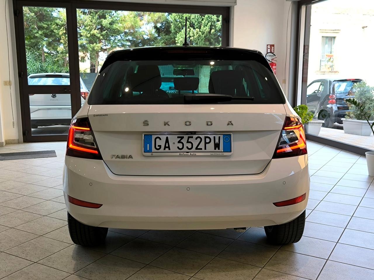 Skoda Fabia 1.0 MPI 60 CV Twin Color Nero