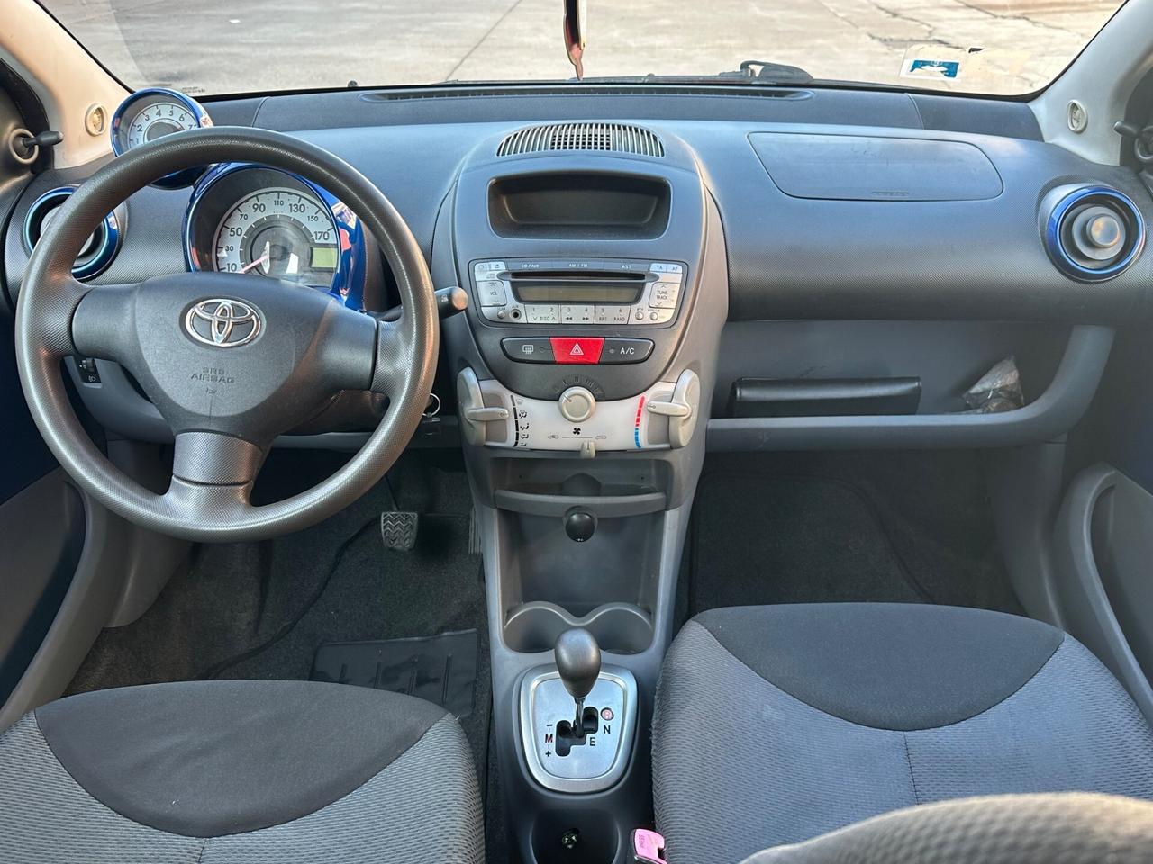 Toyota Aygo 1.0 12V VVT-i 5 porte Sol