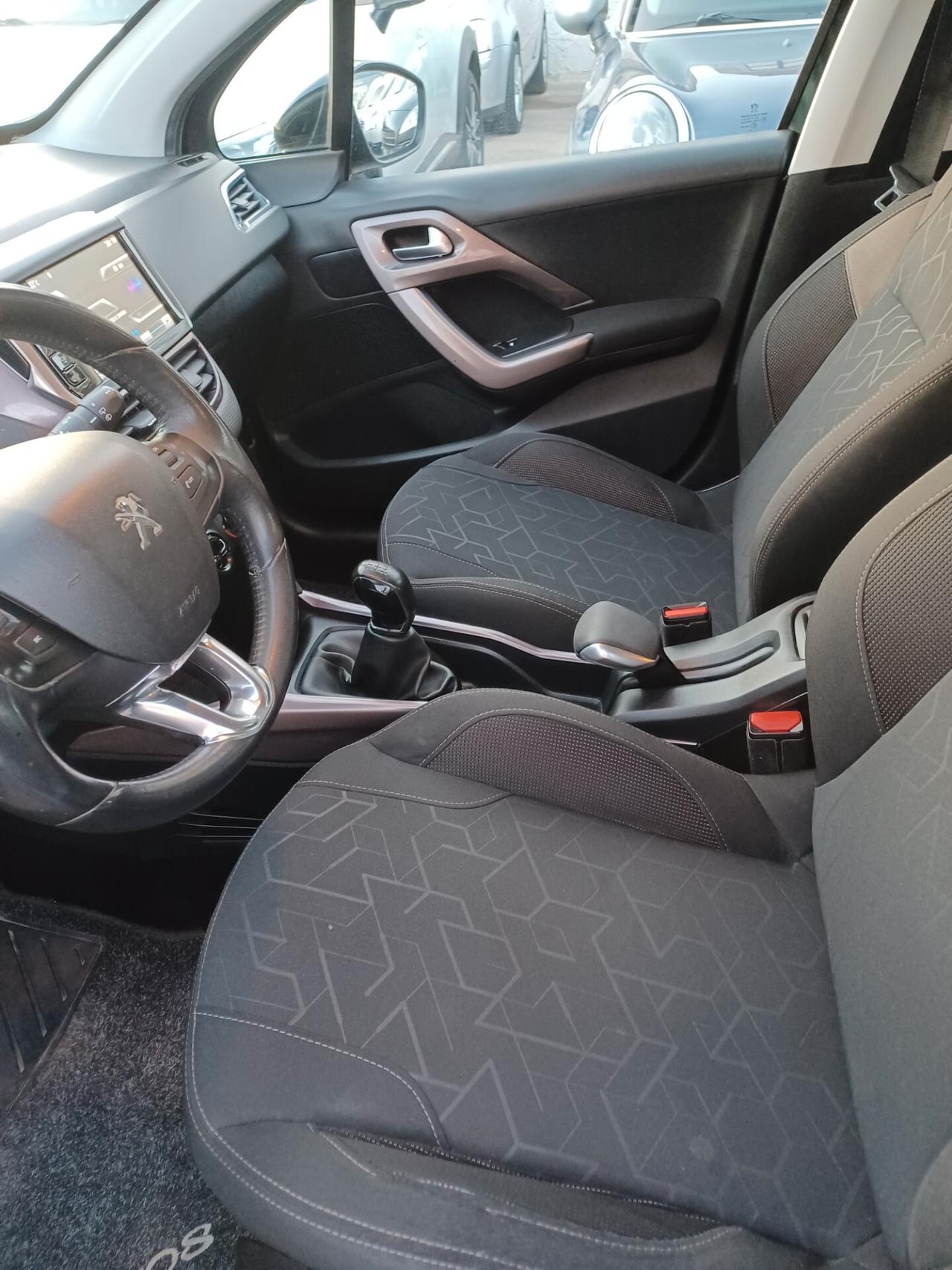 Peugeot 2008 1.4 HDi Active
