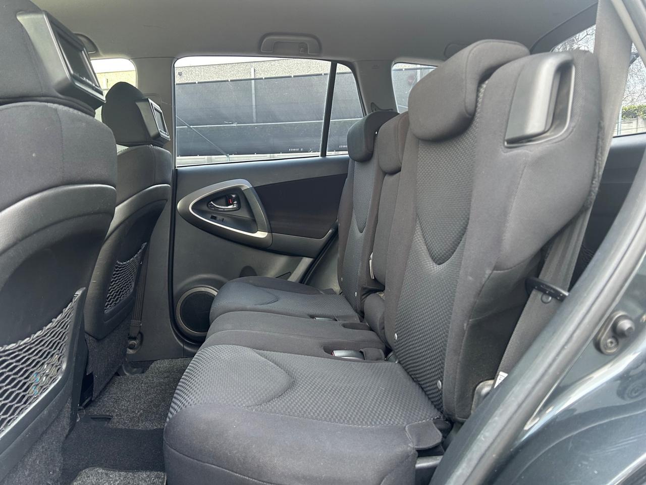 Toyota RAV 4 RAV4 2.2 D-4D 136 CV Sol