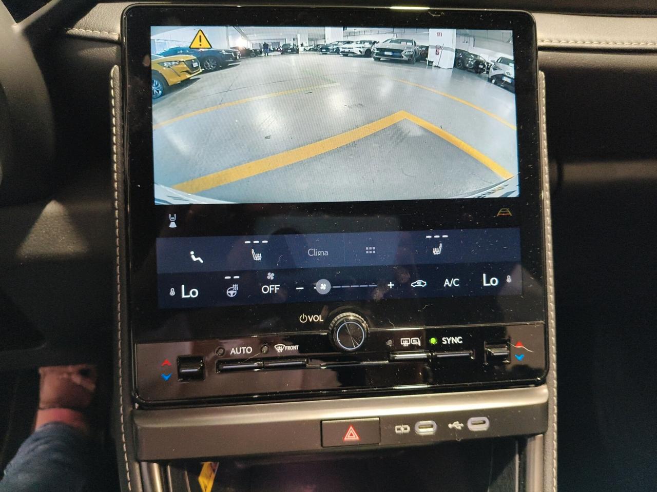 Lexus LBX Hybrid 4WD Relax