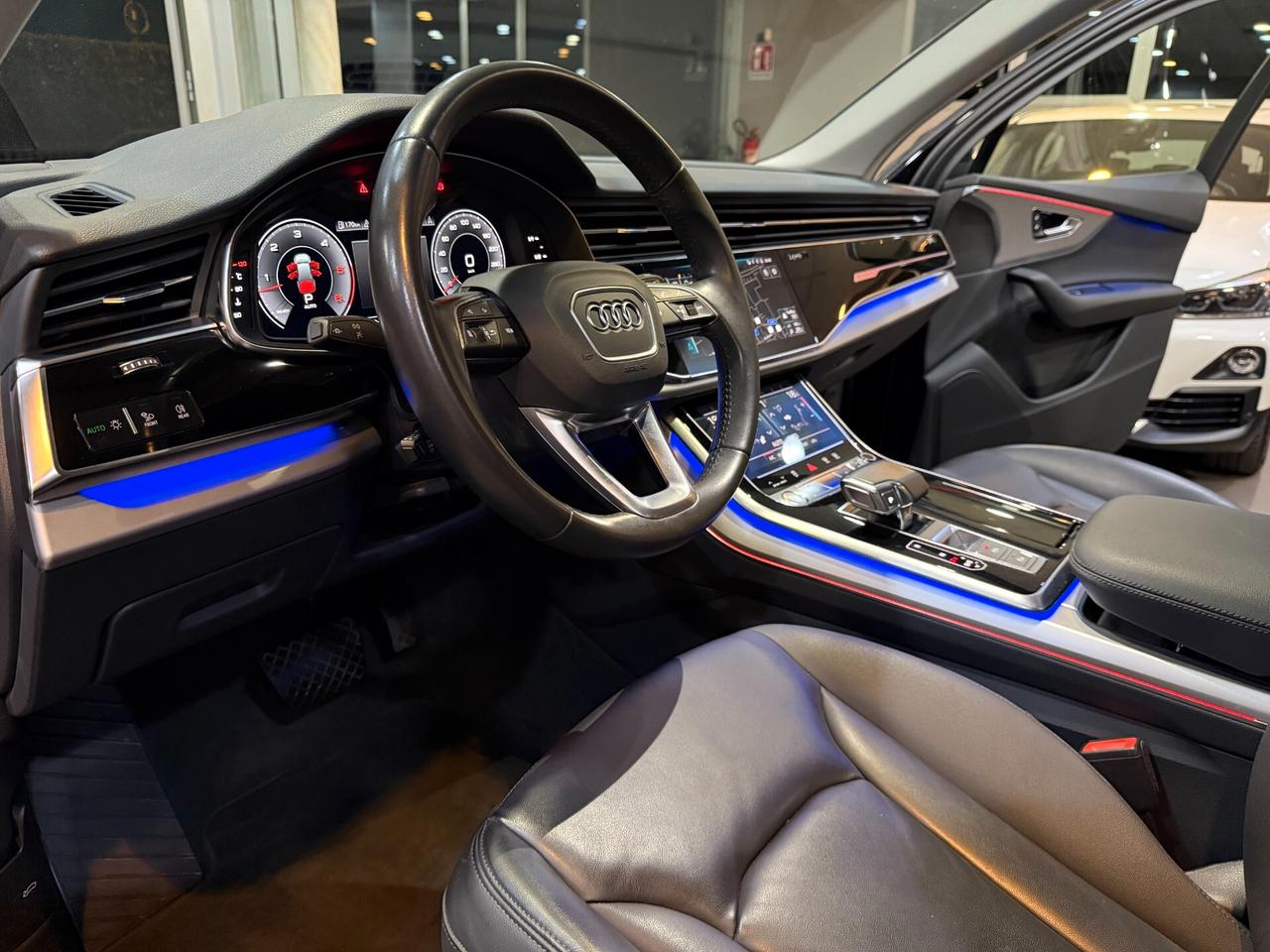 Audi Q7 Q5 Sportback 40 2.0 tdi mhev Business Advanced quattro s-tronic