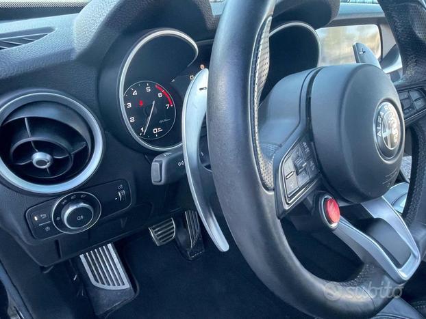 ALFA ROMEO Stelvio 2.0 Turbo 280 CV AT8 Q4 Veloc