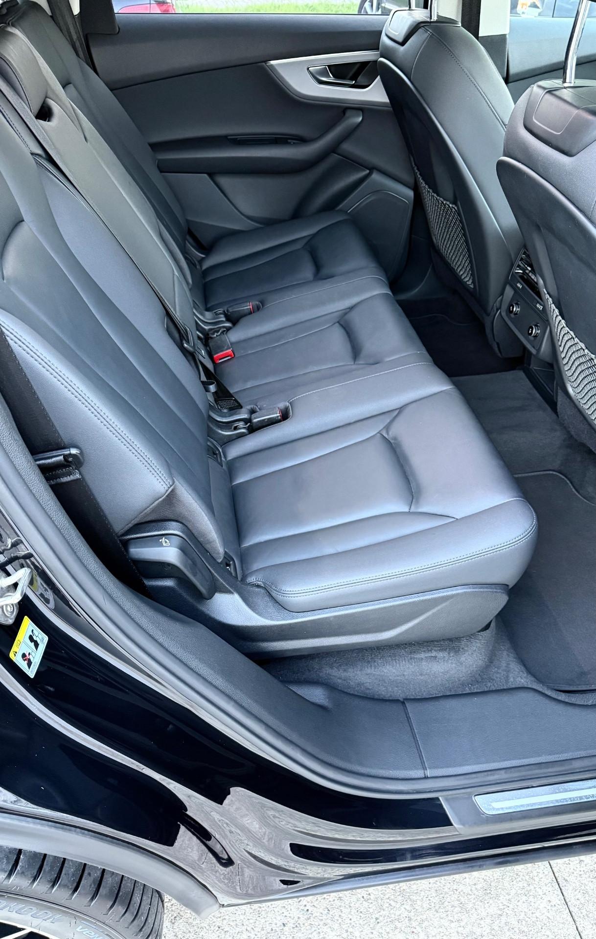 Audi Q7 50 TDI quattro tiptronic Business