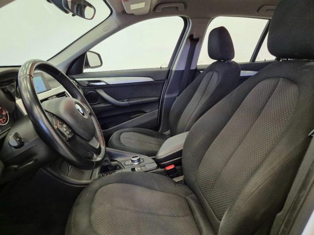 BMW X1 sDrive18d Advantage - Cruise/Lim - Bluetooth