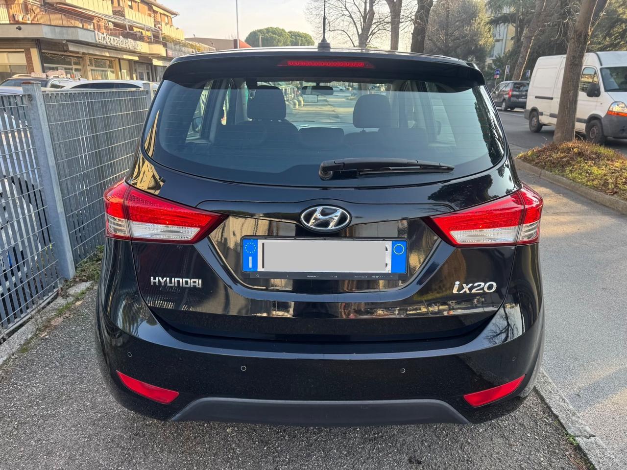 Hyundai iX20 1.4 90 CV neopaten garanzia 12 mesi