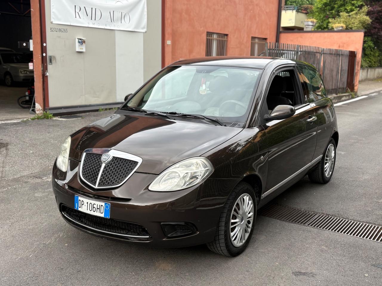 Lancia Ypsilon 1.2 Platino 2008 NEOPATENTATI