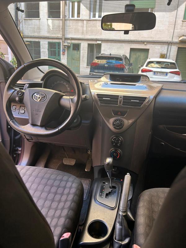 Toyota iQ 1.0 CVT Unipro
