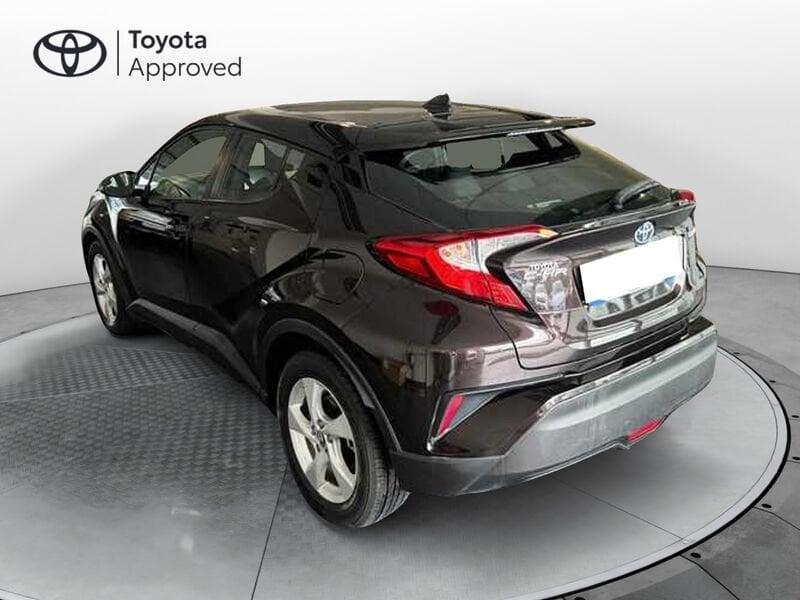 Toyota C-HR 1.8H ECVT Active 2WD