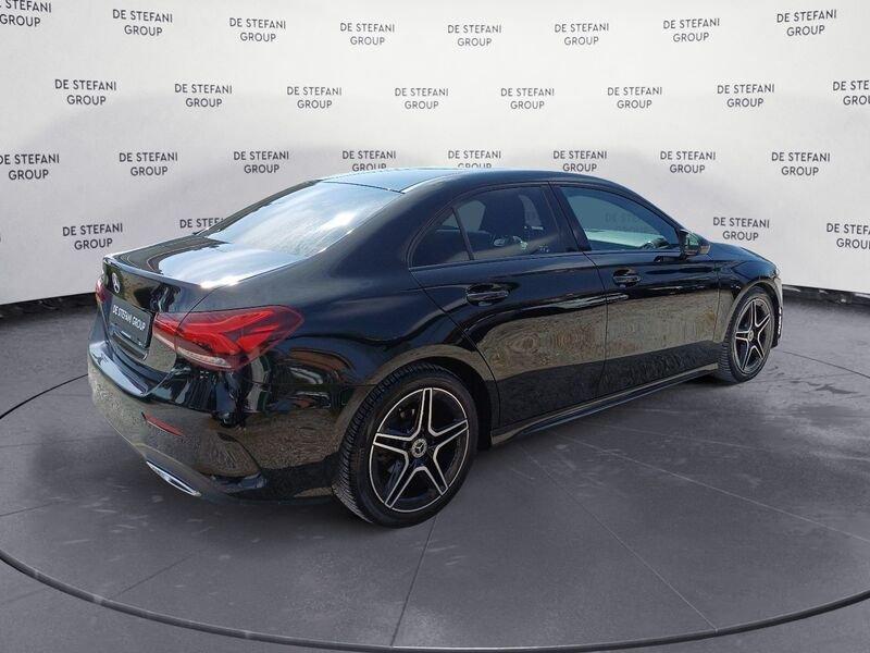 Mercedes-Benz Classe A A Sedan 180 d Automatic Premium NIGHT-PACK