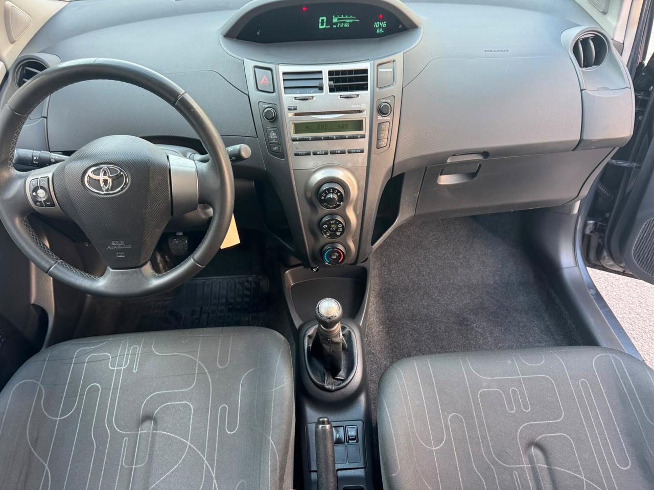 Toyota Yaris 1.0 5 porte Sol*NEOPATENTATI