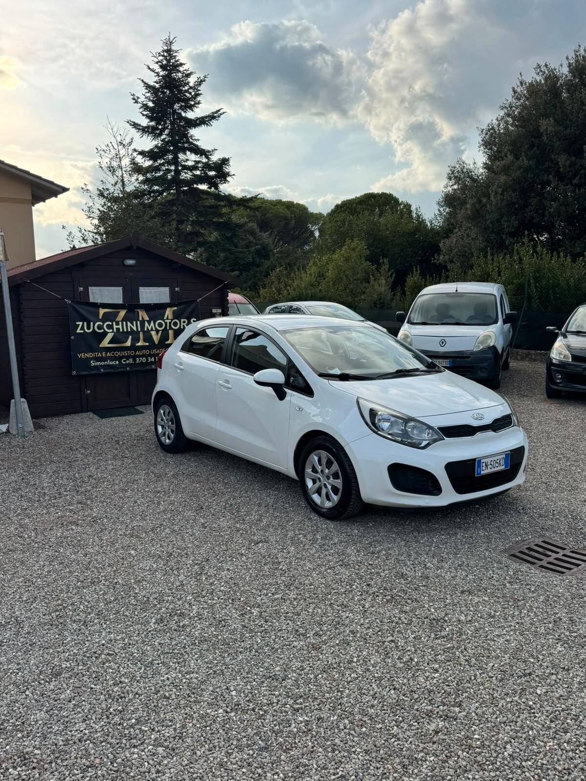 Kia Rio 1.1 CRDi WGT 5p. EX