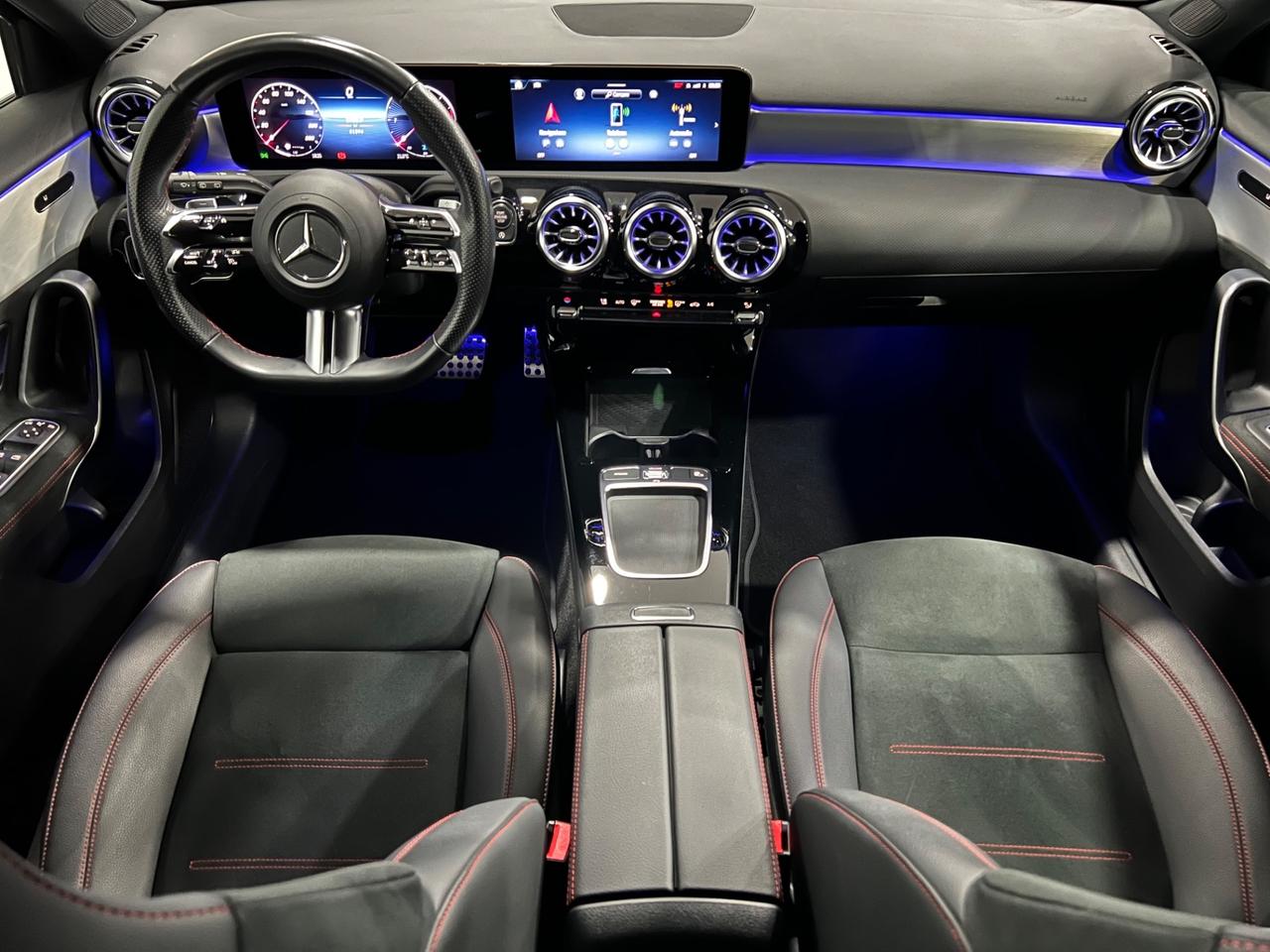 Mercedes Benz A200d Aut. AMG Line Premium 150 cv