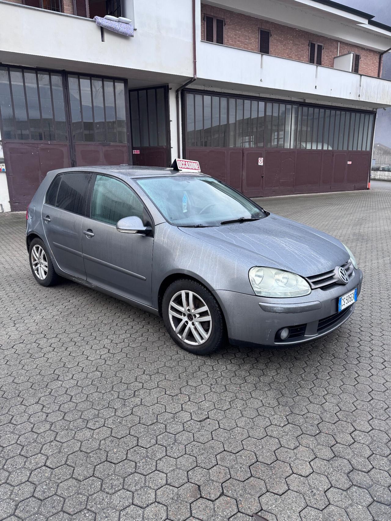 Volkswagen Golf 2.0 16V TDI 5p. Sportline