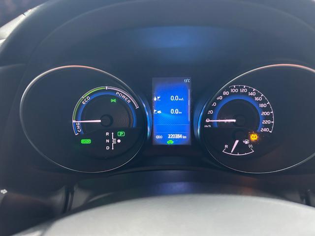 TOYOTA Auris Touring Sports 1.8 Hybrid Active