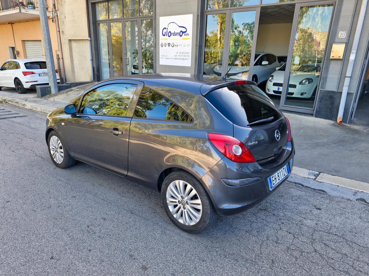 Opel Corsa 1.2 85CV 3 porte GPL-TECH Club