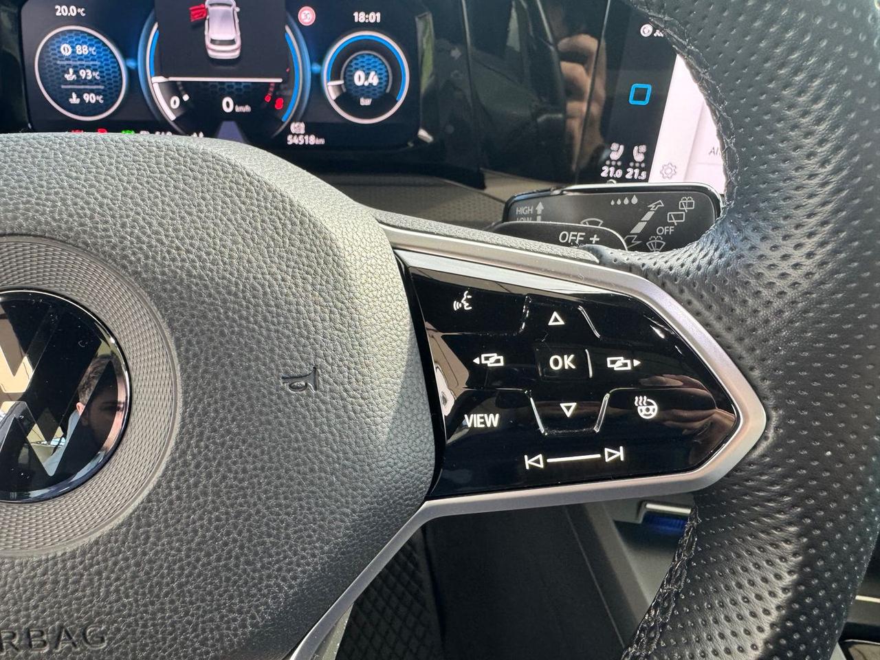 Volkswagen Golf GTI Ultimate 2.0 TSI GTI #10740