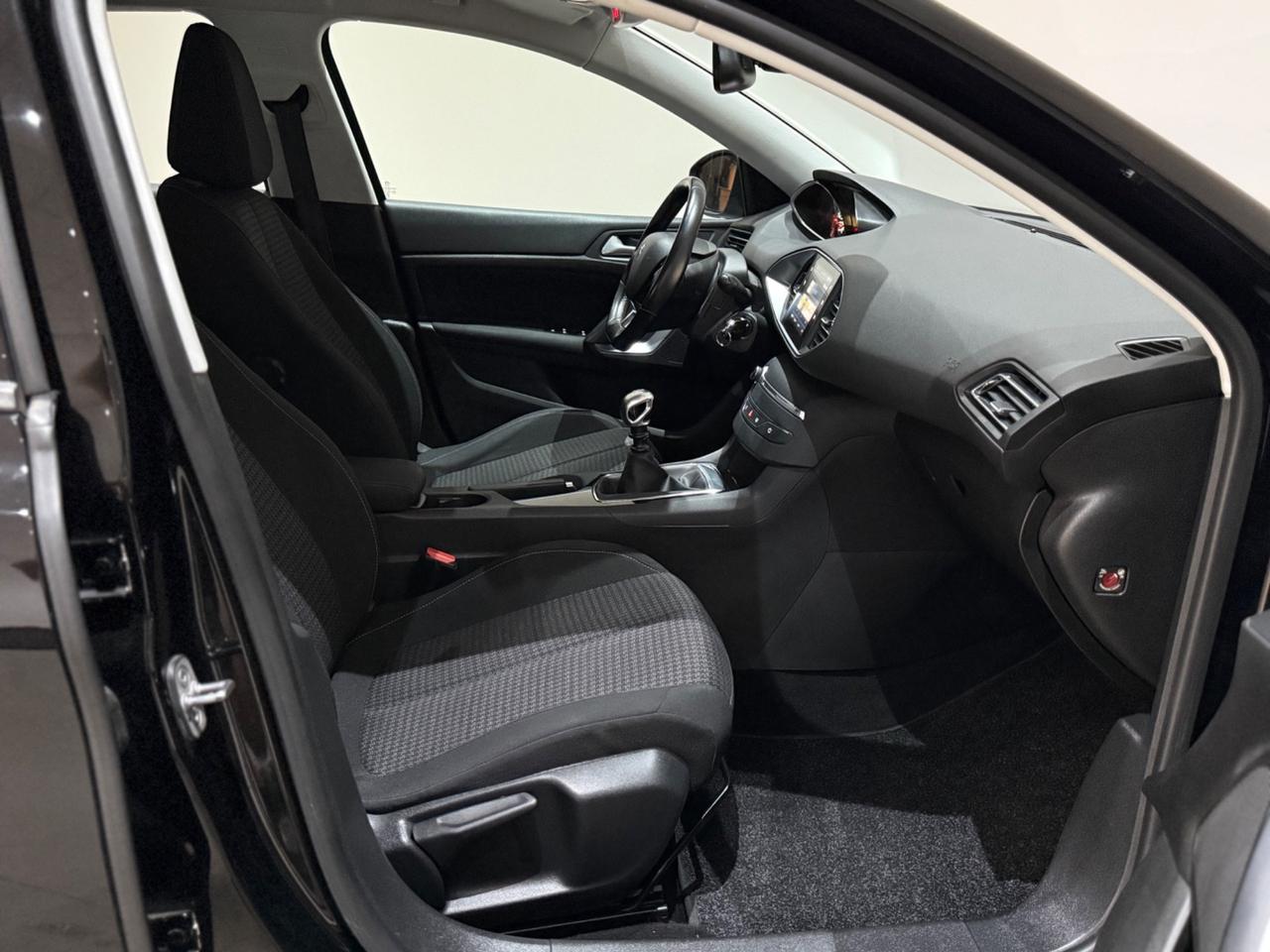 Peugeot 308 BlueHDi 131 SW GT Line Neopatentati
