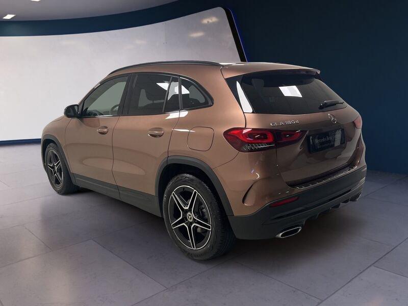 Mercedes-Benz GLA 180 d Automatic Premium