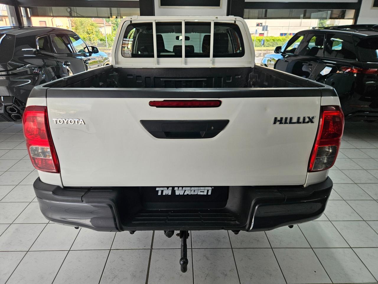 Toyota Hilux 2.4 d-4d Executive 4wd IVA ESCLUSA