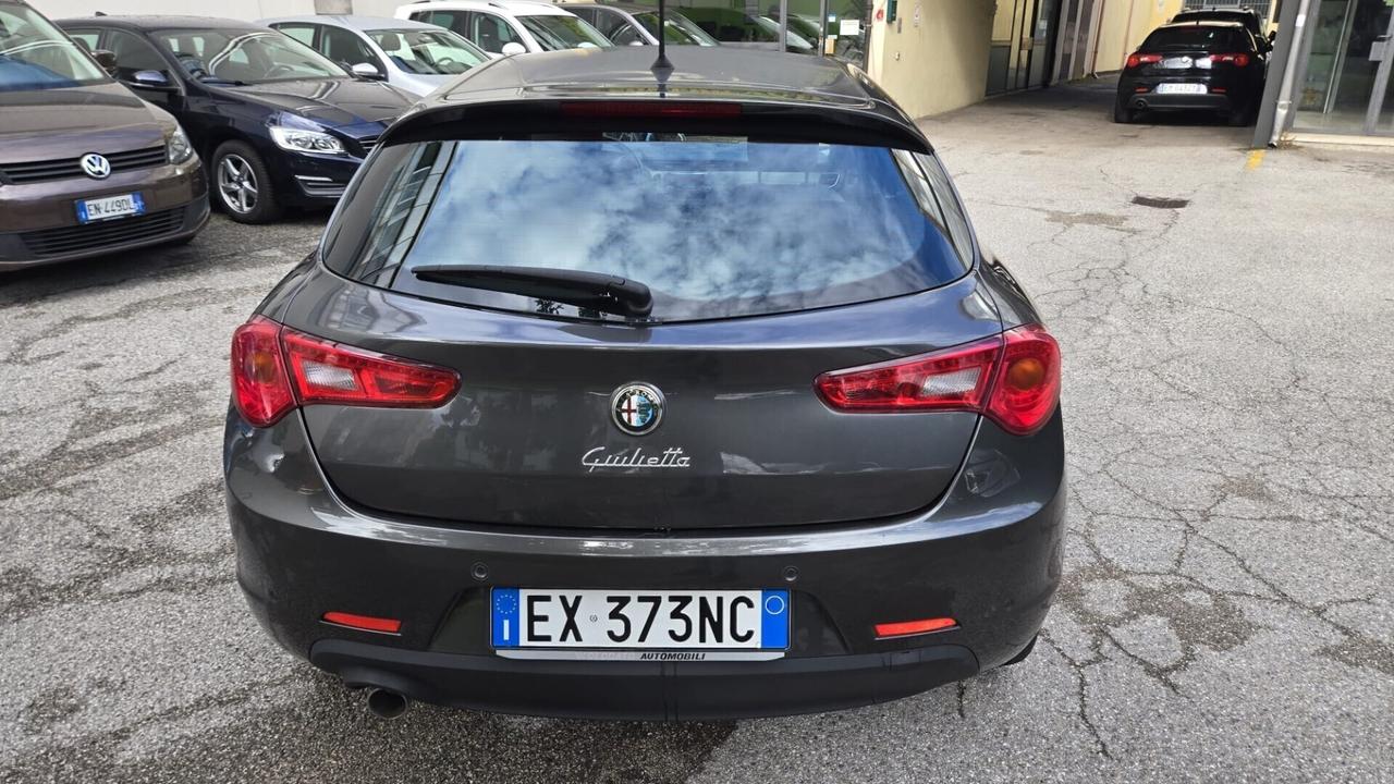 Alfa Romeo Giulietta 1.6 JTDm-2 105 CV Exclusive