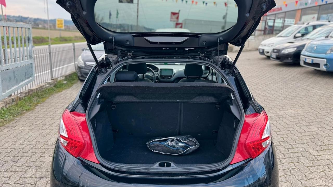 Peugeot 208 1.4 B/GPL 2015 NEOP.