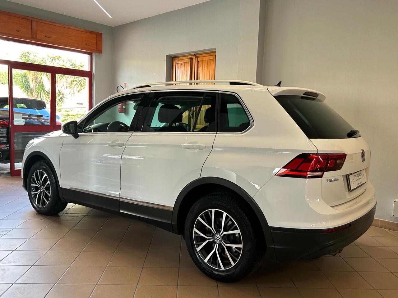 Volkswagen Tiguan 2.0 TDI SCR DSG Business BlueMotion Technology