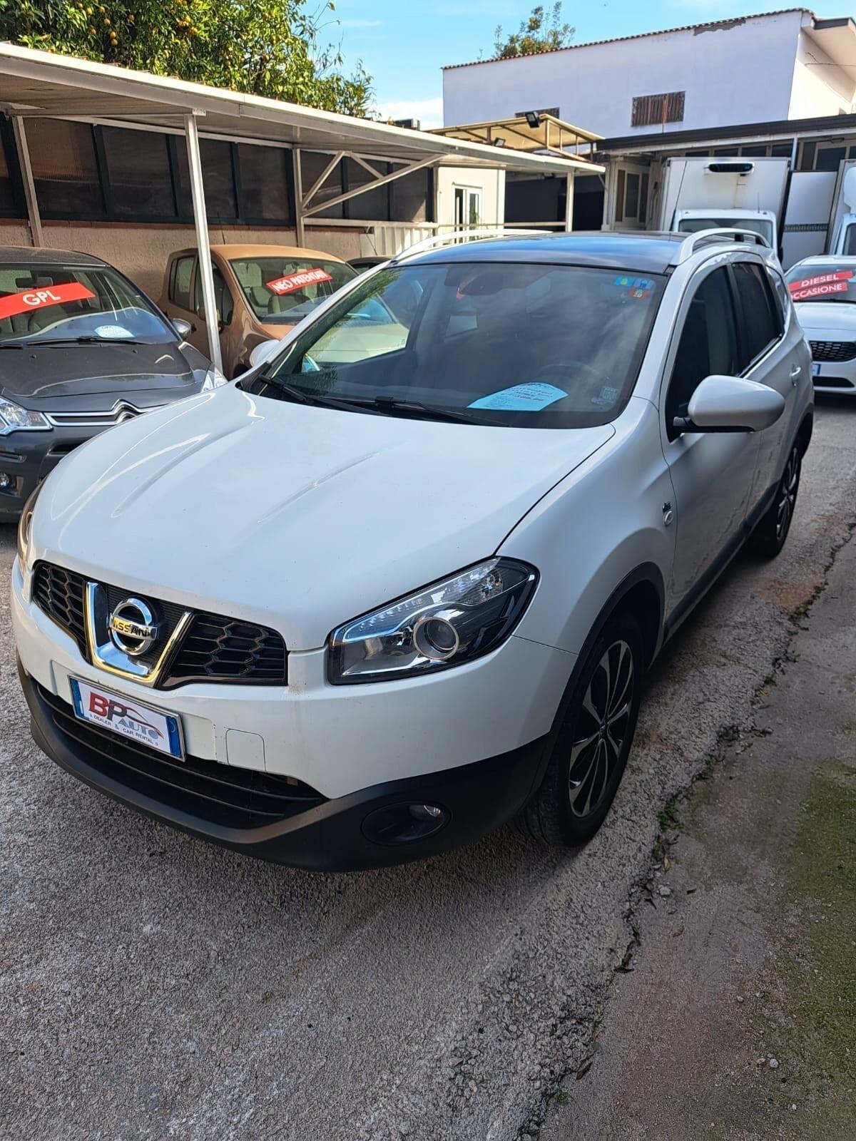 Nissan Qashqai Qashqai 2 2.0 dCi DPF Tekna