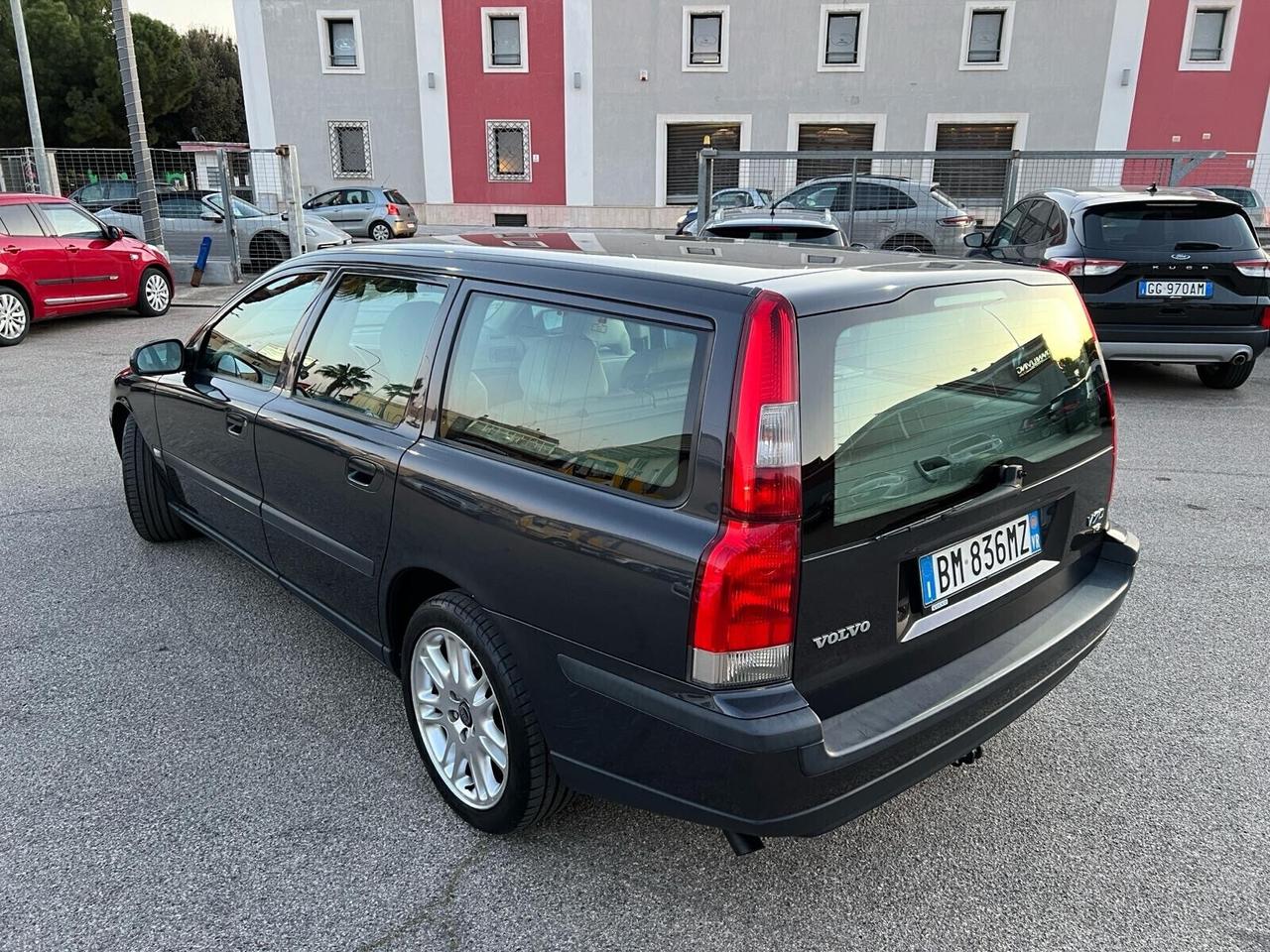 Volvo V70/XC70 V70 2.0i turbo 20V cat T