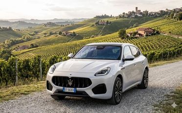 MASERATI Grecale MHEV 250 CV AWD GT IVA ESPOSTA