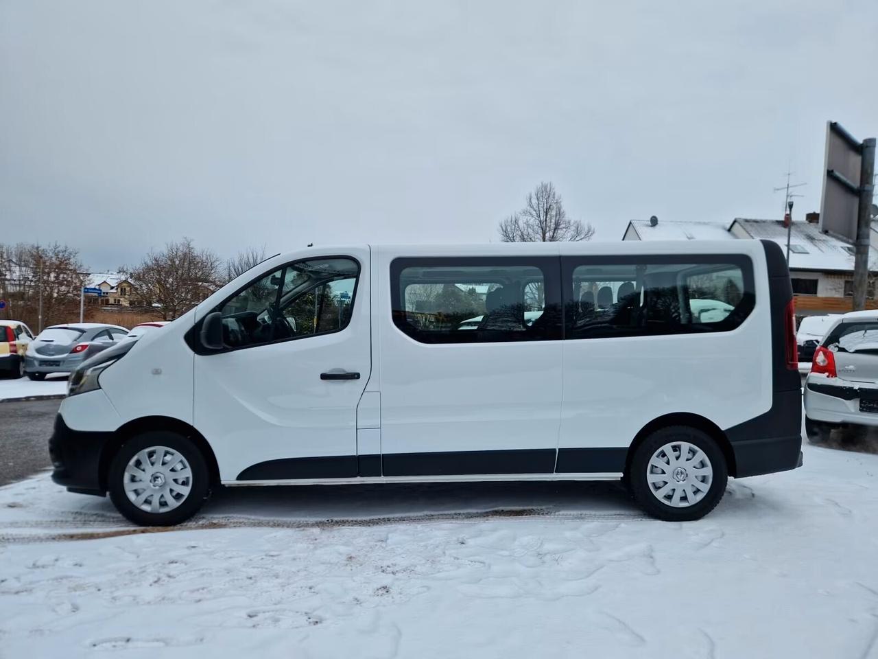 Renault Trafic T29 Combi L2H1 9 posti/navigatore/aria