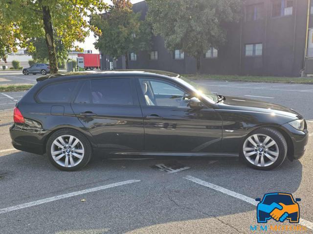 BMW 320 d Touring Attiva