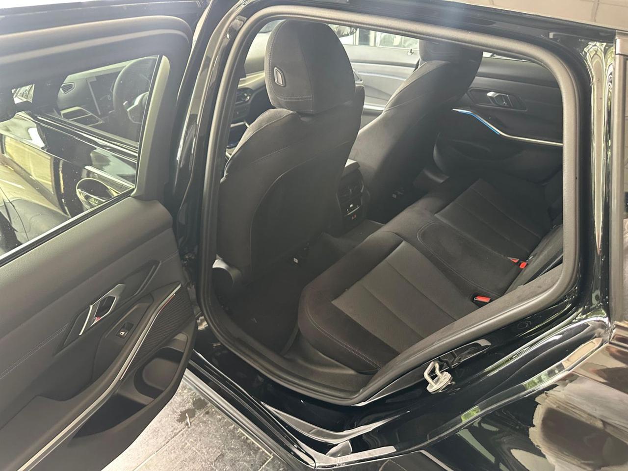 BMW Serie 3 Touring XDrive M-Sport Tetto Navi C.Lega19" PDC MSport M