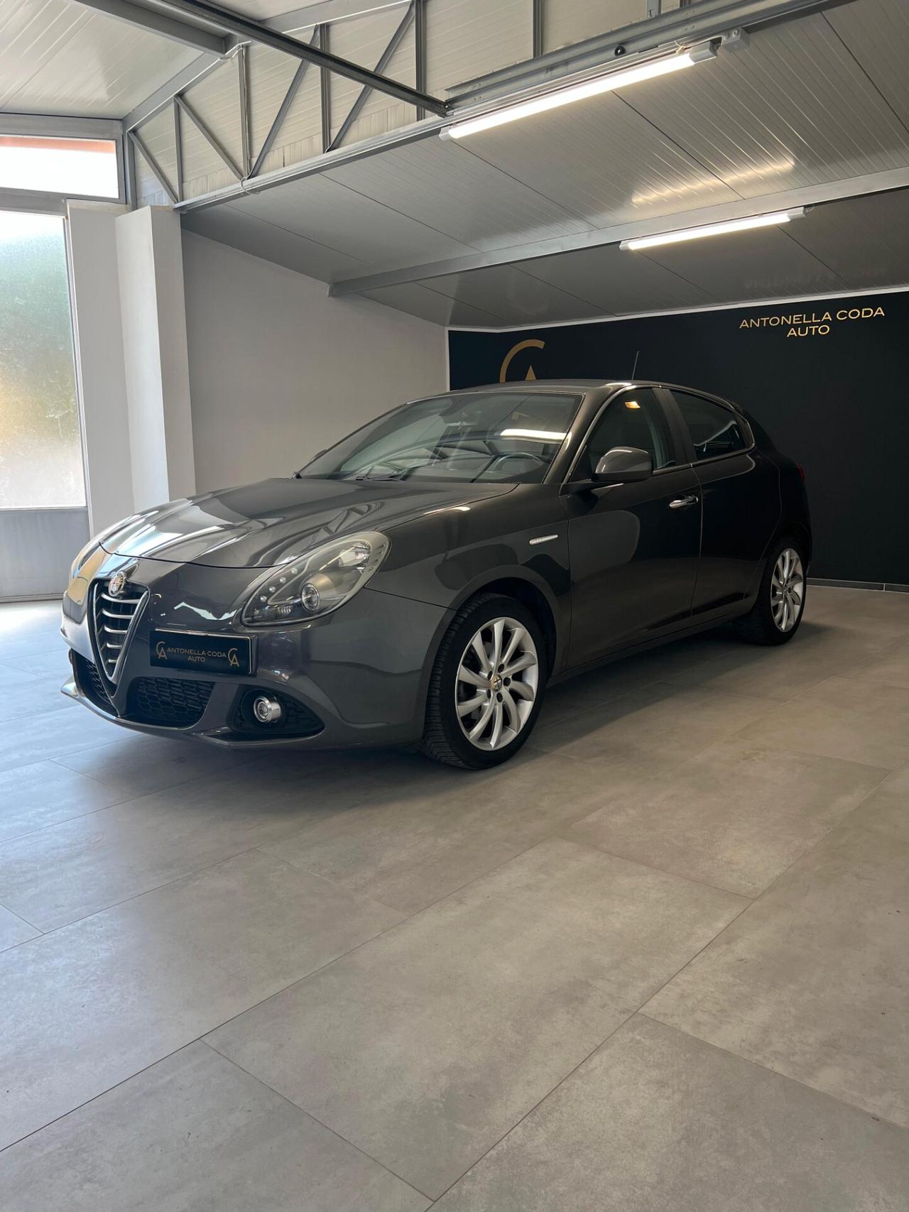 Alfa Romeo Giulietta 1.6 JTDm-2 120 CV Distinctive