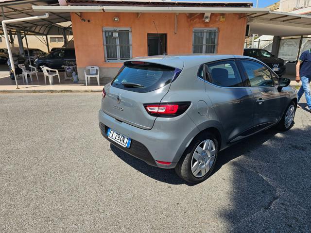 RENAULT Clio dCi 8V 75 CV 5 porte Moschino Zen