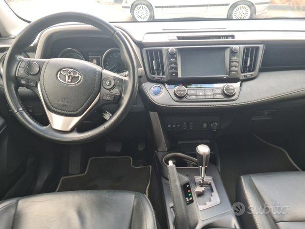 Toyota Rav 4 Hybrid 2.5 Awd 114kw Lounge Full