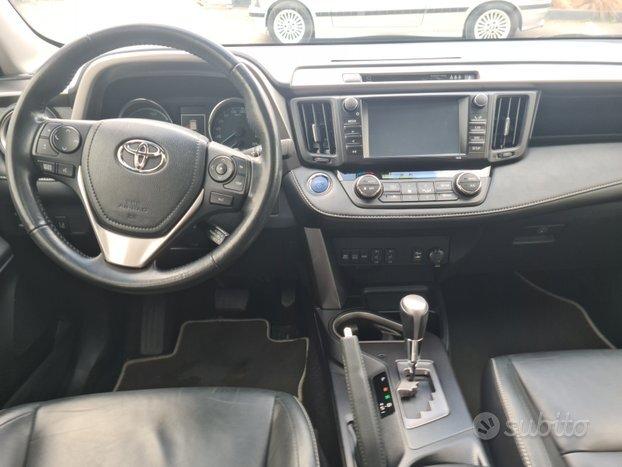 Toyota RAV 4 Business